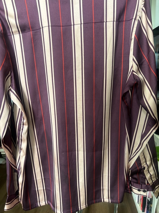 ASOS Men’s Satin Purple Stripe Men's Button-Up Shirt - Picture 5 of 5